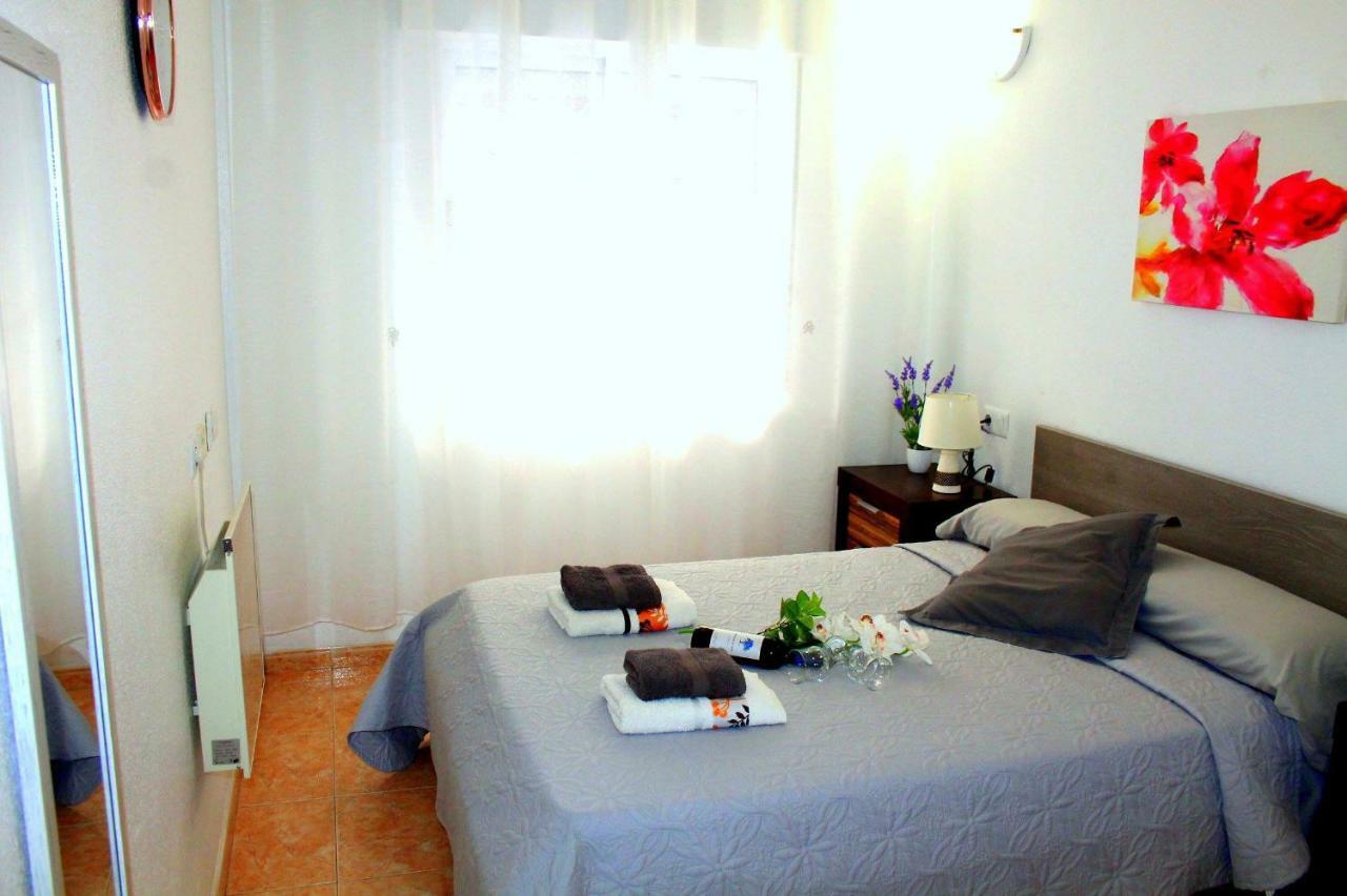 Apartament Margaret Torrevieja Exterior photo